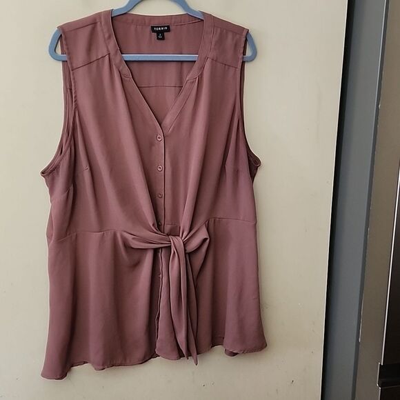 Torrid Tops - Cute Torrid top size 2